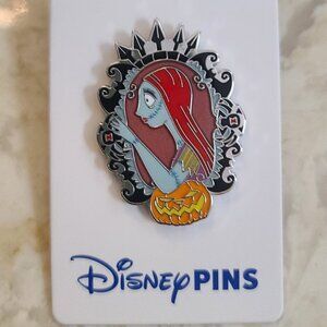 Disney Parks The Nightmare Before Christmas Sally Pin - NEW